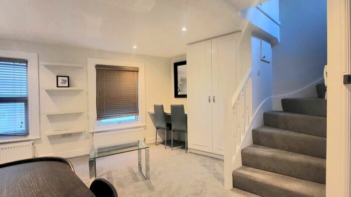 1 Bedroom Flat To Rent In Bear Street, London, WC2H