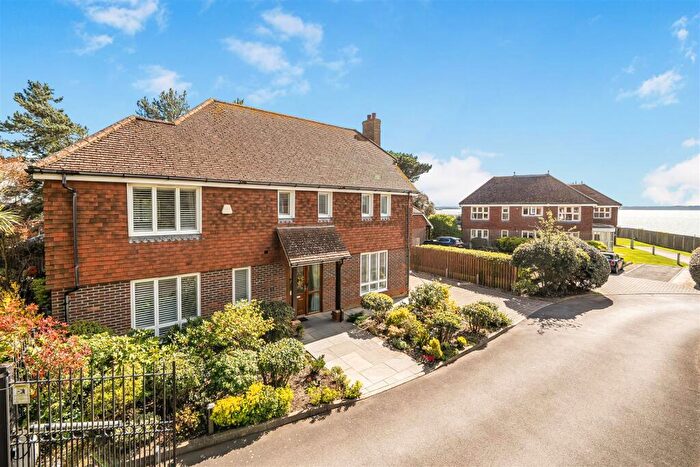 5 Bedroom Detached House For Sale In Swordfish Close, Hill Head, PO13