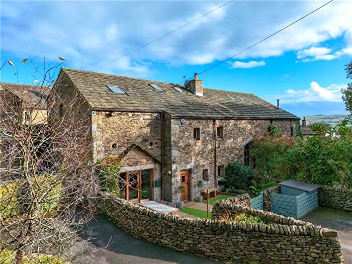 4 Bedroom Semi-Detached House For Sale In Kildwick, North Yorkshire, BD20