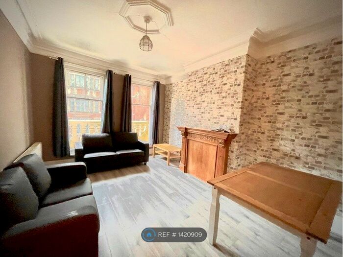 2 Bedroom Flat To Rent In London Road, Leicester, LE2
