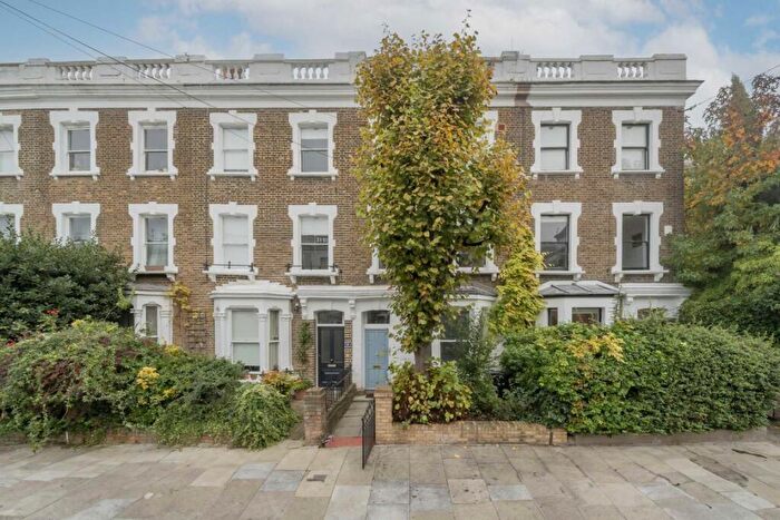 1 Bedroom Flat For Sale In Countess Road, Kentish Town, NW5