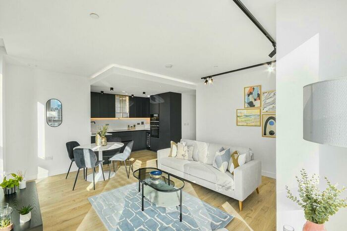 2 Bedroom Apartment To Rent In Bollinder Place London, EC1V