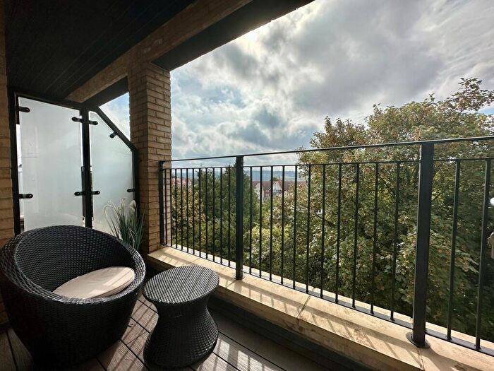 1 Bedroom Apartment For Sale In Mulberry House, Canon Woods Close, Dorset, DT9