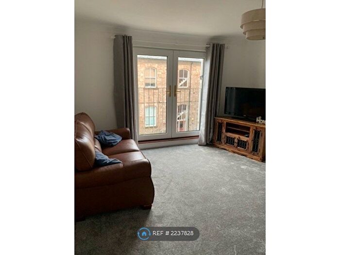 2 Bedroom Flat To Rent In Fort Street, Ayr, KA7