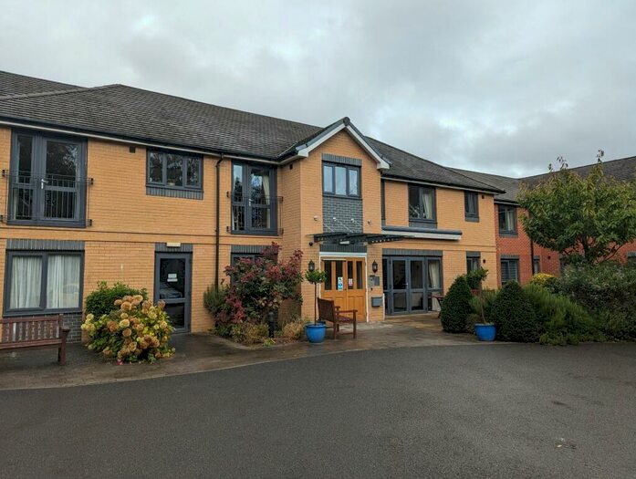 1 Bedroom Flat To Rent In Amelia Lodge, Henleaze Terrace, Bristol, BS9