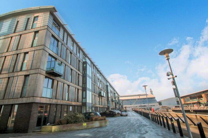 2 Bedroom Apartment To Rent In Dock Head Road, Chatham, ME4