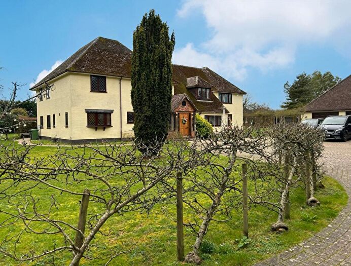 8 Bedroom Detached House For Sale In Bryony Cottage, Heatherwold, Newtown, Newbury, Berkshire, RG20