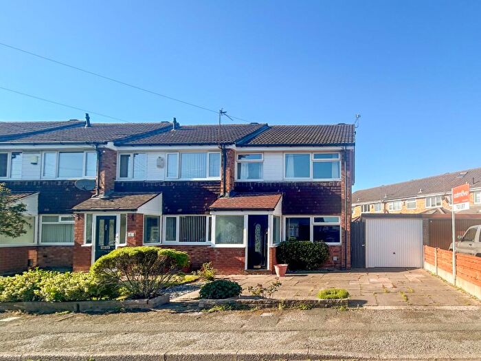 3 Bedroom House To Rent In Amberwood Drive, Manchester, M23