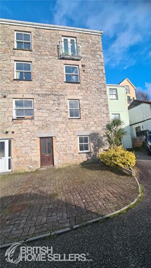 2 Bedroom Flat For Sale In Treruffe Hill, Redruth, Cornwall, TR15