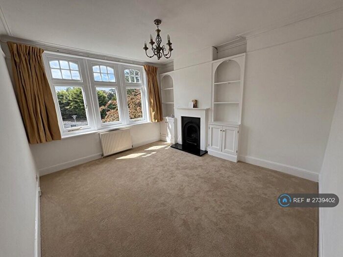1 Bedroom Flat To Rent In Reigate Road, Reigate, RH2