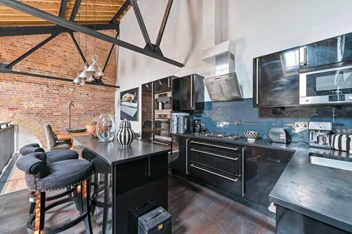 3 Bedroom Flat For Sale In Marlborough Road, Woolwich Riverside, London, SE18