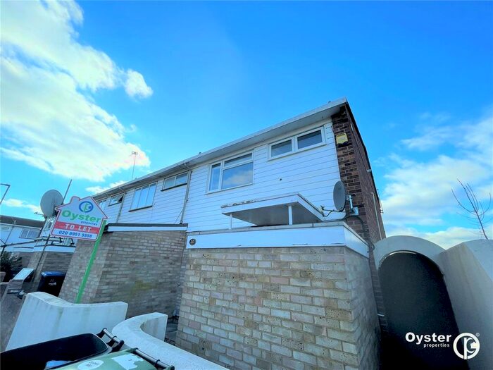3 Bedroom End Of Terrace House To Rent In Hawksmead Close, Enfield, EN3