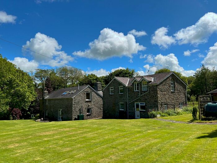 11 Bedroom Country House For Sale In Oakford Cottages Estate, Llanarth, Ceredigion, SA47