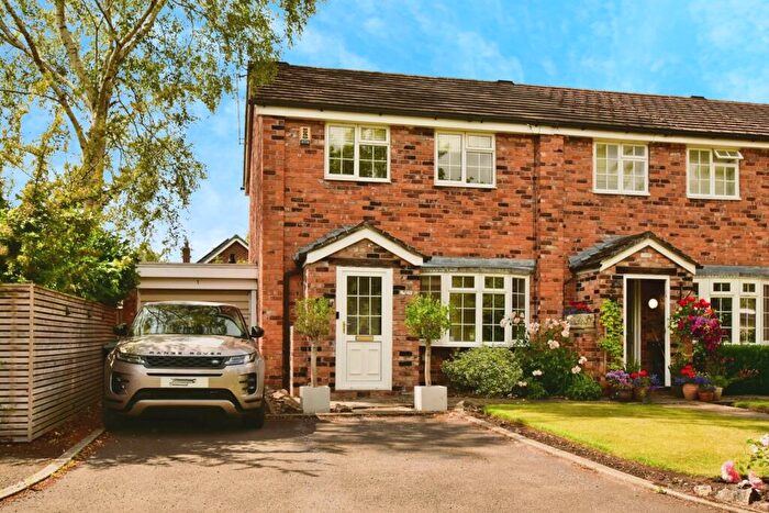2 Bedroom End Of Terrace House To Rent In Oak Mews, Wilmslow, Cheshire, SK9