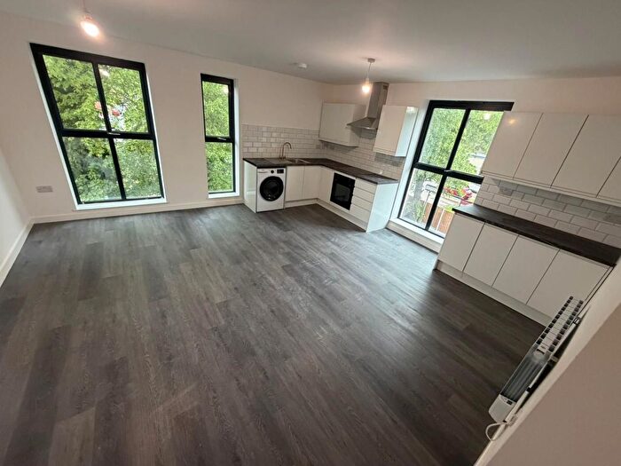2 Bedroom Flat To Rent In Sandstone House, Wilbraham Road Fallowfield, Manchester, M14