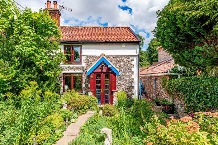 3 Bedroom Cottage For Sale In Richmond Road, Saham Toney, IP25