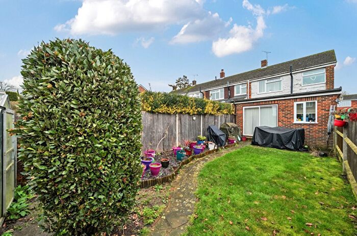 3 Bedroom End Of Terrace House For Sale In Littlecote, Petworth, GU28