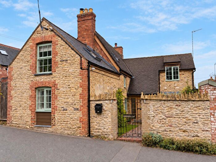 3 Bedroom Cottage For Sale In Back Lane, Holcot, Northamptonshire, NN6