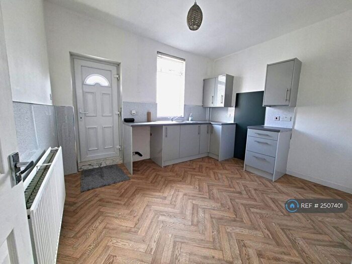 2 Bedroom Terraced House To Rent In Princess Street, Hoyland, Barnsley, S74