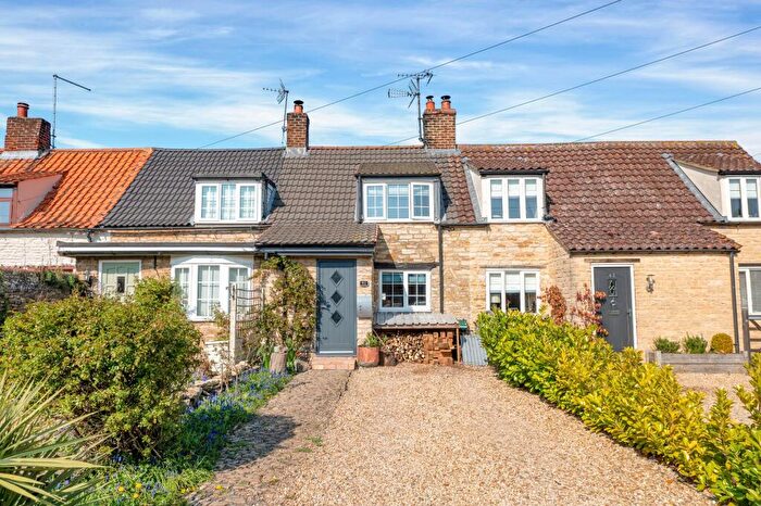 2 Bedroom Character Property For Sale In Haconby Lane, Morton, Bourne, PE10