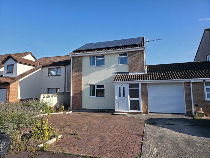 3 Bedroom Detached House For Sale In Fairwood Terrace, Gowerton, Swansea, City And County Of Swansea., SA4