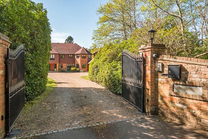 5 Bedroom Detached House To Rent In Coronation Road, Ascot, SL5