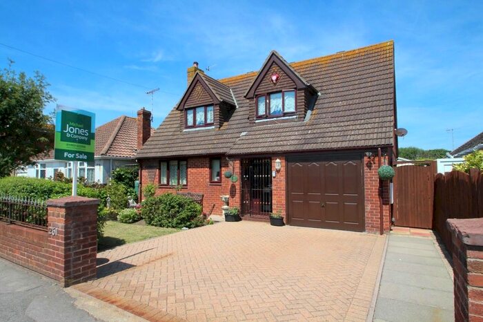 3 Bedroom Detached House To Rent In Brighton Road, Lancing, West Sussex, BN15