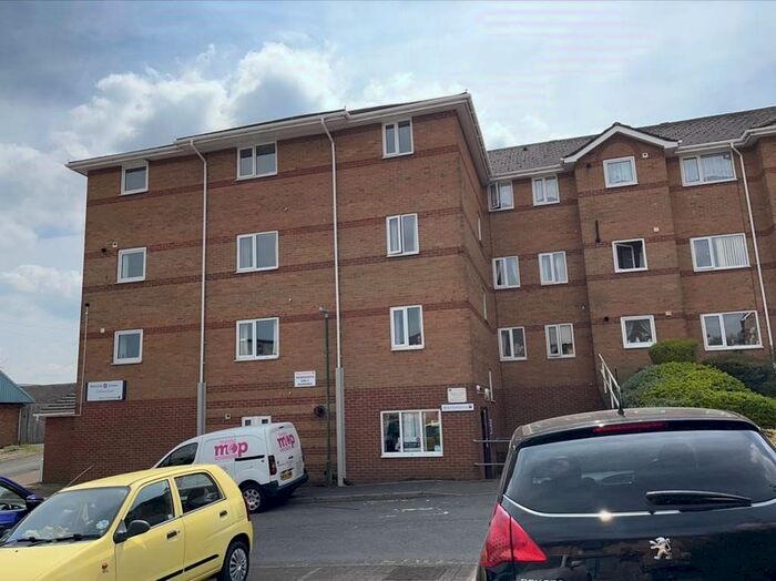 1 Bedroom Flat To Rent In Cronin Court, Red Lion Square, Tredegar, NP22