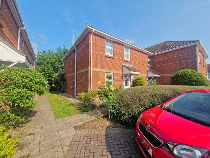 2 Bedroom Flat To Rent In Harrier Mews, Kings Avenue, Hamble, SO31