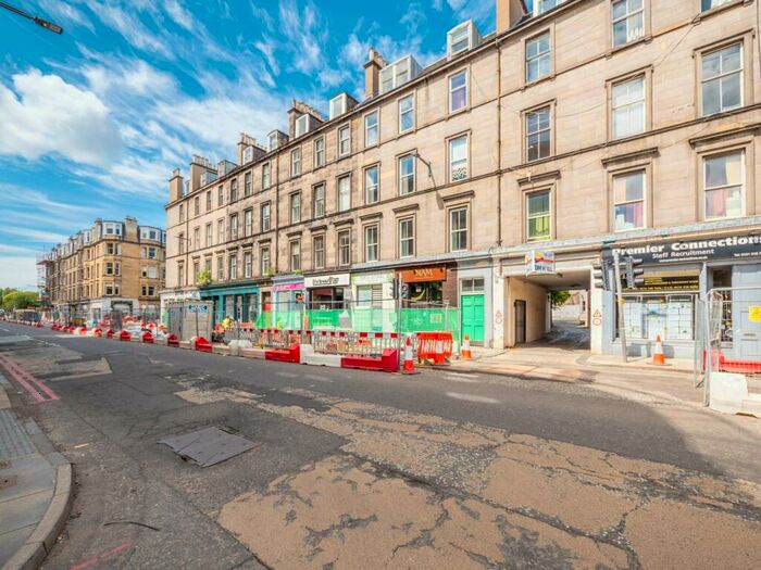 3 Bedroom Flat To Rent In Haymarket Terrace, Edinburgh, Midlothian, EH12