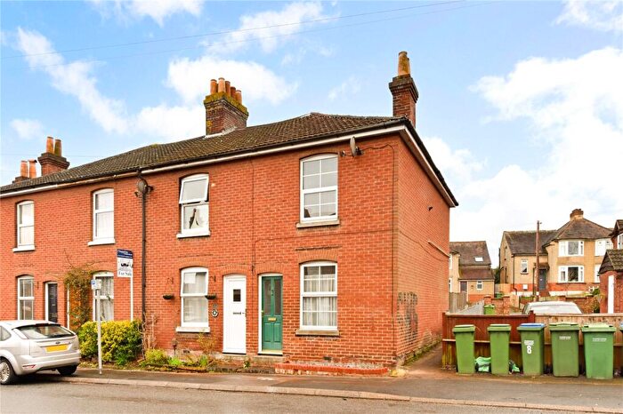 2 Bedroom Terraced House To Rent In Wickham Road, Fareham, Hampshire, PO16