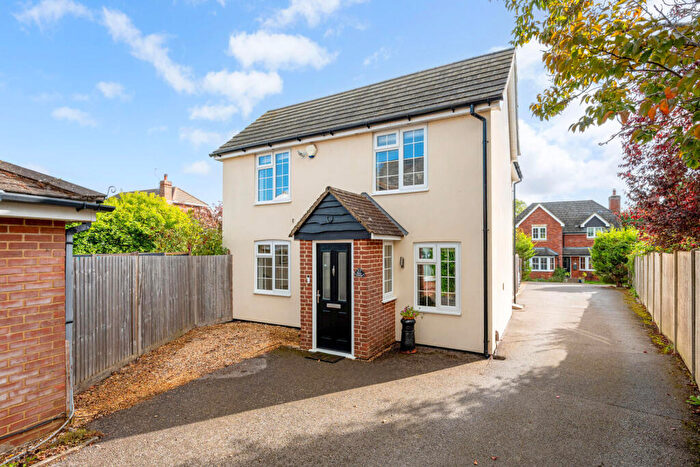3 Bedroom Detached House For Sale In Newtown Road, Warsash, SO31