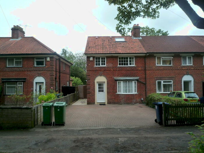 6 Bedroom Semi-Detached House To Rent In Old Road, Headington, Oxford, OX3