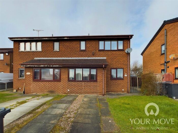 3 Bedroom Semi-Detached House To Rent In Rochester Crescent, Crewe, Cheshire, CW1