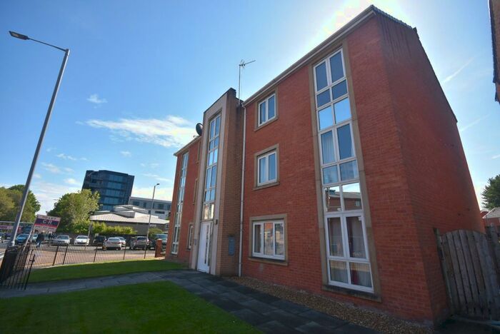2 Bedroom Flat To Rent In Clayburn Street, Hulme, Manchester. Ea., M15