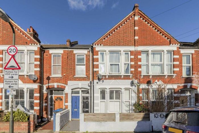 1 Bedroom Flat To Rent In Ashbourne Road, Tooting, CR4