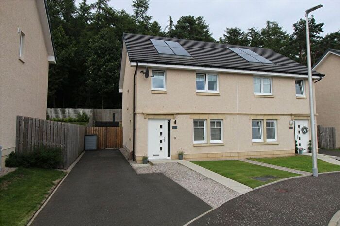 3 Bedroom Semi-Detached House For Sale In Balgeddie Park, Glenrothes, Fife, KY6