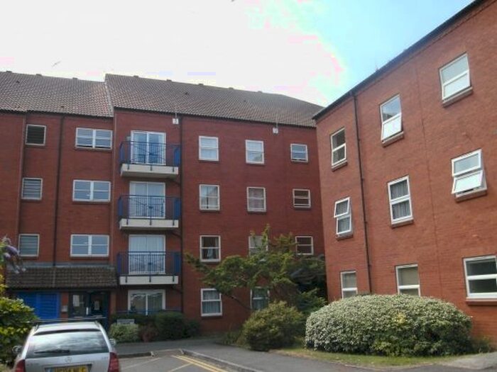 2 Bedroom Flat To Rent In Waverley Wharf, Bridgwater, TA6