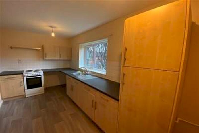 1 Bedroom Flat To Rent In Tensing Street, OL8