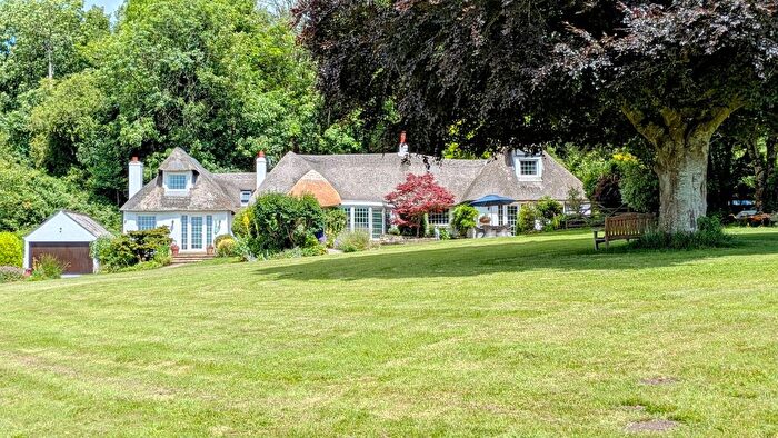 5 Bedroom Detached House For Sale In Chudleigh, Newton Abbot, TQ13