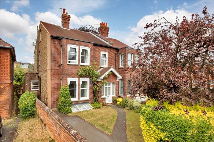 4 Bedroom Semi-Detached House For Sale In The Drive, Sevenoaks, Kent, TN13