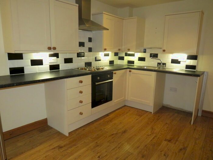 2 Bedroom Cottage To Rent In Stanley Street West, Sowerby Bridge, HX6