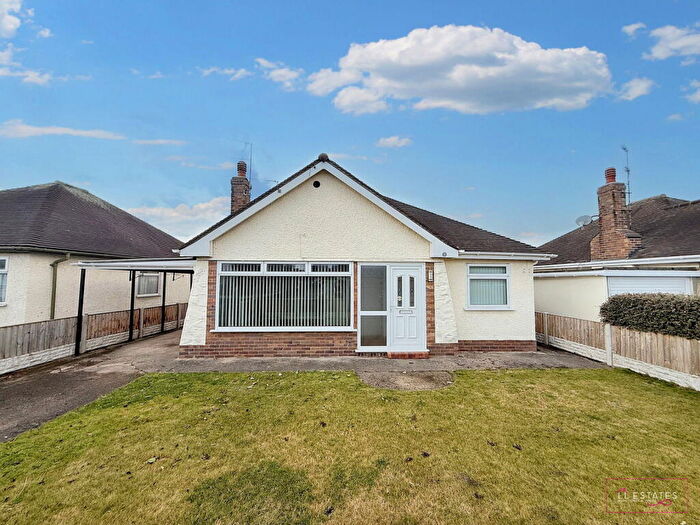 2 Bedroom Detached Bungalow To Rent In Howell Avenue, Rhuddlan, LL18