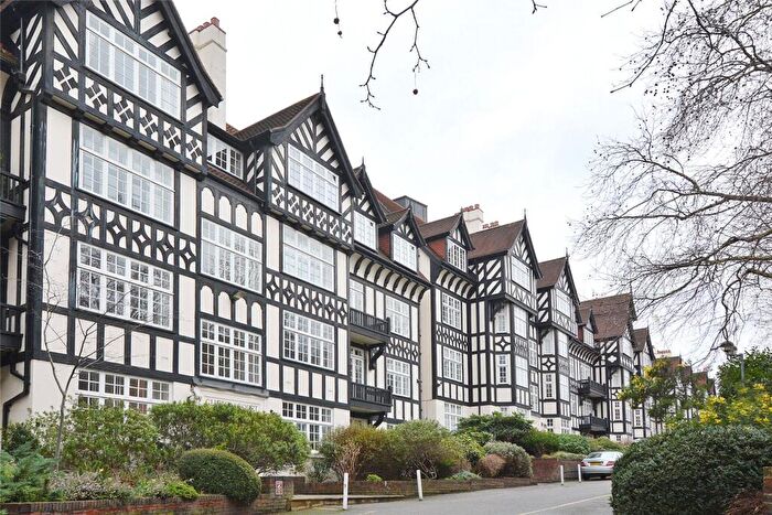 2 Bedroom Apartment To Rent In Clifton Court, Northwick Terrace, St. John's Wood, London, NW8