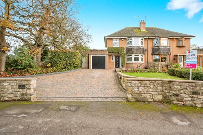 3 Bedroom Semi-Detached House For Sale In Rakes Lane, Loversall, Doncaster, DN11