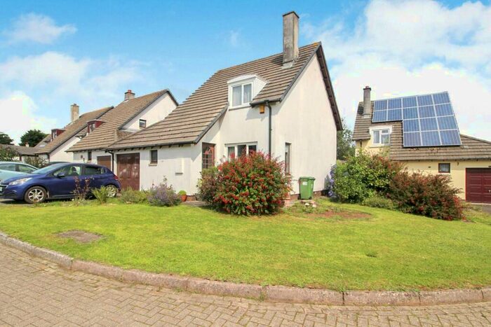 3 Bedroom Detached House For Sale In Bradworthy, Holsworthy, EX22