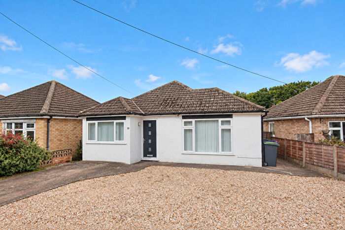 2 Bedroom Detached Bungalow For Sale In Woodland Avenue, Skellingthorpe, LN6