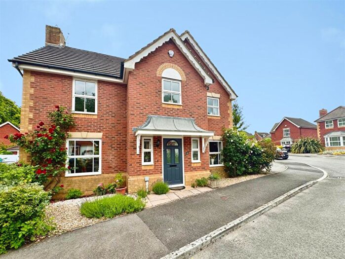 4 Bedroom Detached House For Sale In St Lawrence Park, Chepstow, NP16