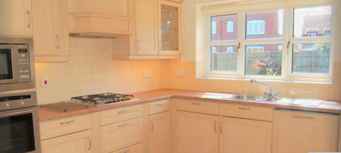 5 Bedroom Detached House To Rent In Farnell Drive, Stratford-upon-Avon, CV37