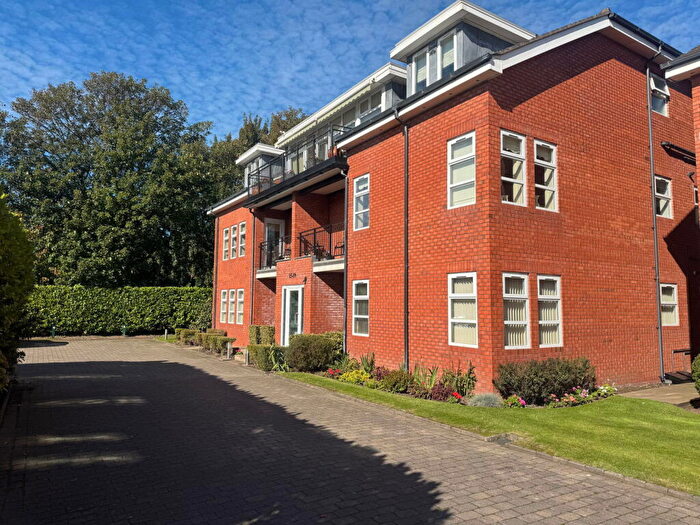 2 Bedroom Apartment For Sale In Willow Park Birkdale Southport, PR8